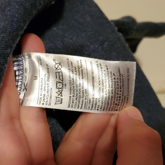 Gap  Sweatshirt - Picture 4 of 4